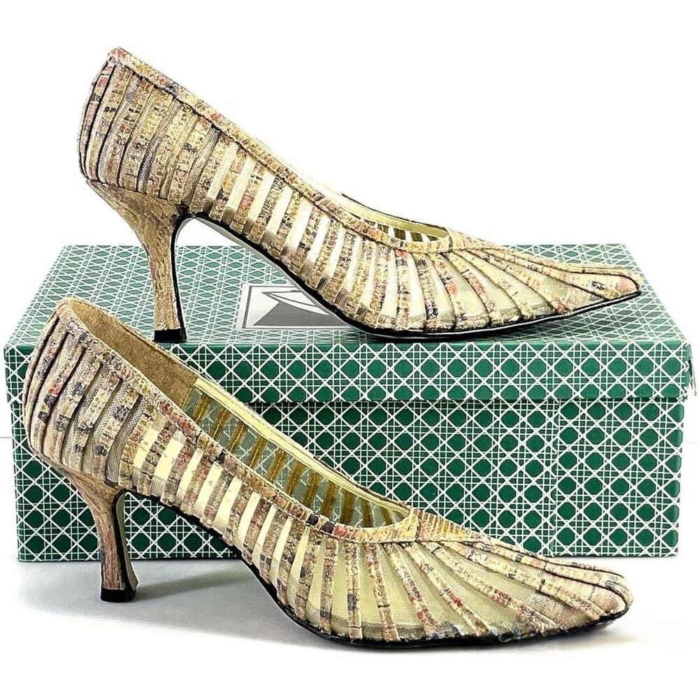 Vintage J. Renee' "Addison" Gold Metallic Pleated Pumps Kitten Heels Size 6.5M - Picture 2 of 7